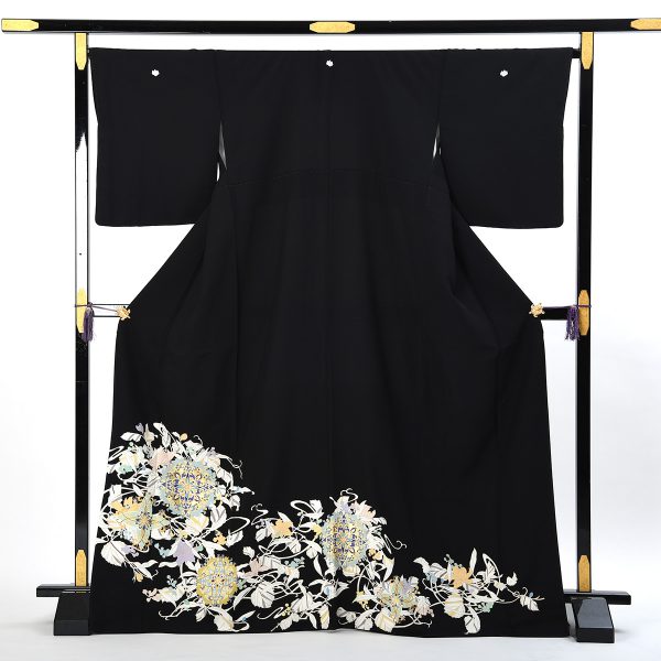 チャペル向けの留袖など