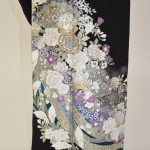 桂由美　黒留袖