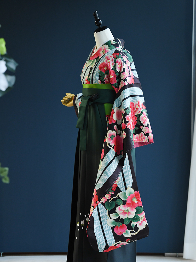 袴一式セット‼️modern袴豪華金糸刺繍‼️金銀彩‼️袴金蘭豪華 袴一式セット‼️modern袴豪華金糸刺繍‼️金銀彩‼️袴金蘭豪華