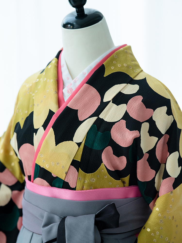 高級卒業式袴レンタル】908f 卒業式の袴レンタル 「黄色・黒・ねこ