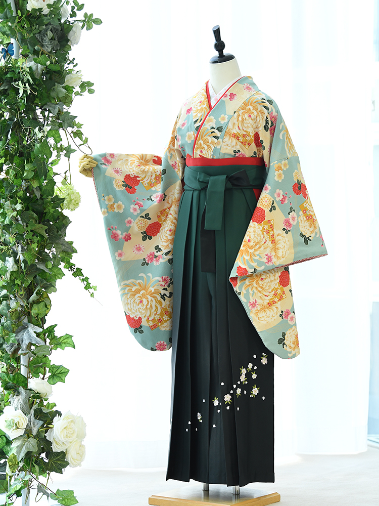 高級卒業式袴レンタル】n-003 水色に色紙と乱菊 サイズ 乱菊｜KIMONO 