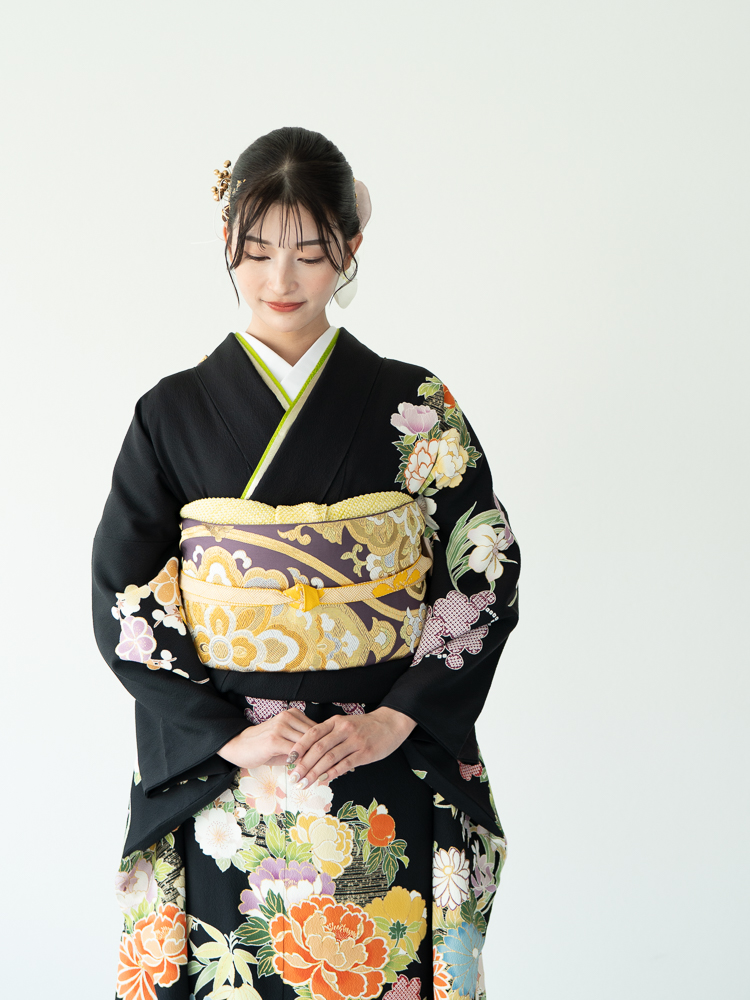 高級振袖レンタル】K-14 花 MLサイズ 黒｜KIMONO-PRO
