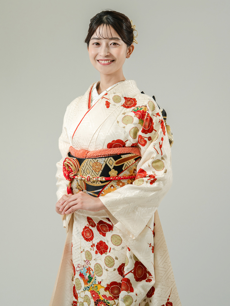 高級振袖レンタル】K-18 梅 MLサイズ 白｜KIMONO-PRO（キモノプロ