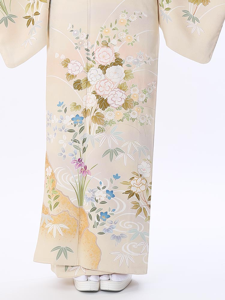 七宝の地模様 上品な花柄 紋無し 素敵なデザイン 付下げ 訪問着 U-3762 七宝の地模様 上品な花柄 紋無し 素敵なデザイン 付下げ 訪問着