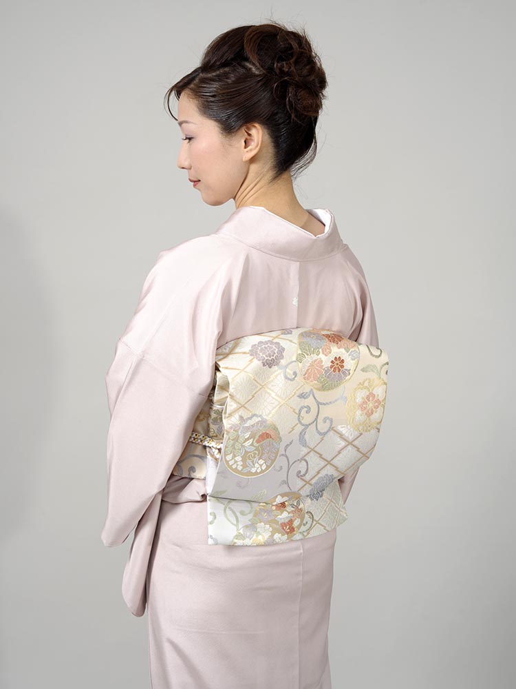 着物　正絹　色留袖　ピンク　花柄生地　紋あり　紀貫之和歌あり 中古】 付下げ 友禅 レディース 正絹 ピンク 花柄 身丈155.5cm