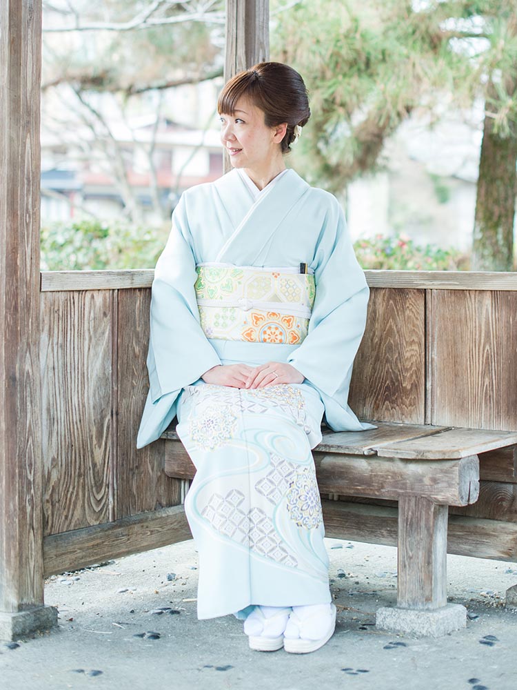 まぐまぐ様。⭐❣️作家物留め袖柄全体金箔塗り未使用帯金帯超豪華な