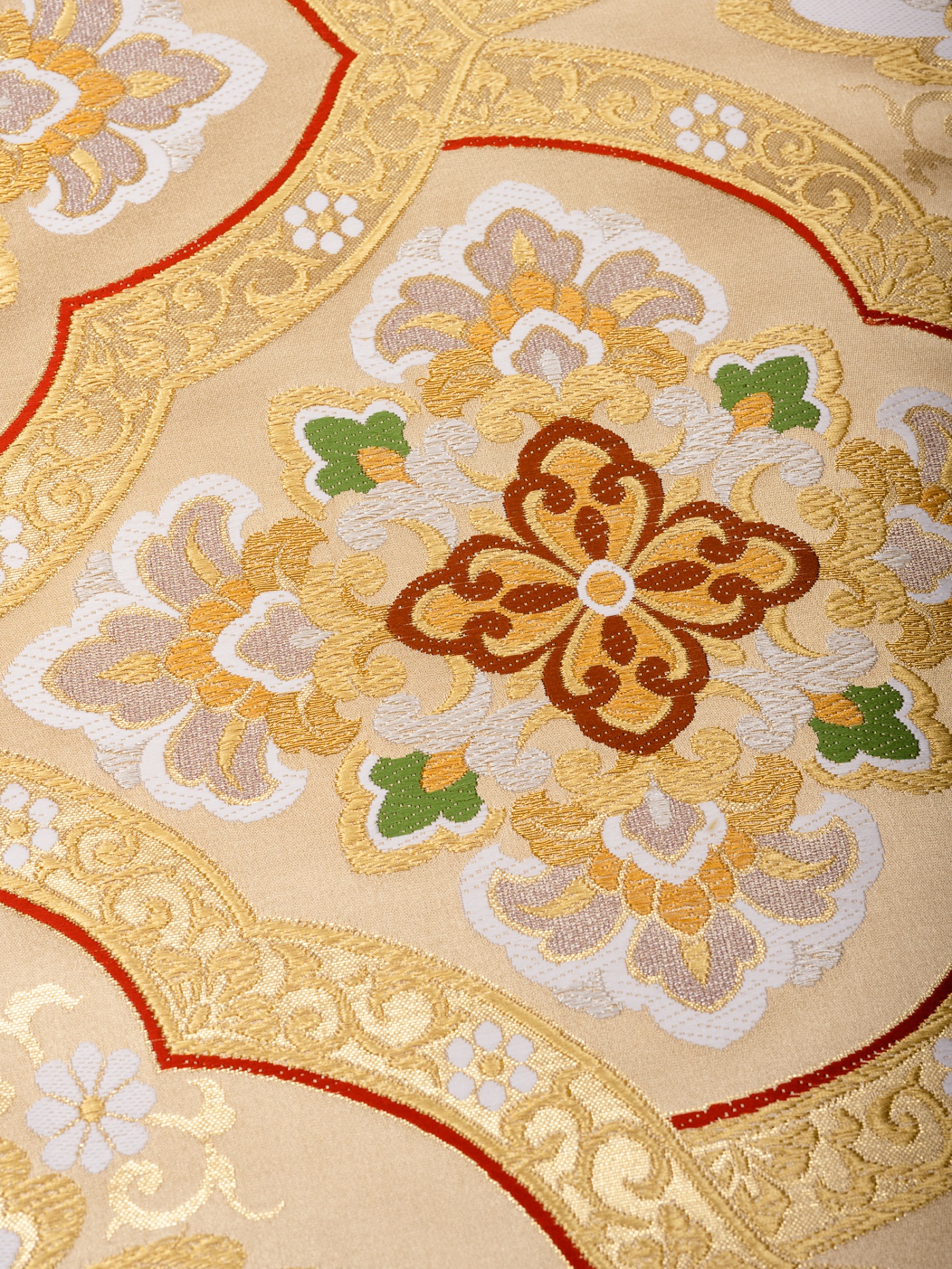 (あ743)赤茶金茶×オフホワイトの市松模様 アンティーク振袖㊗️高級袋帯とセット 価格見直し宣言】 【中古】 袋帯 ふくろ帯 礼装用 リサイクル