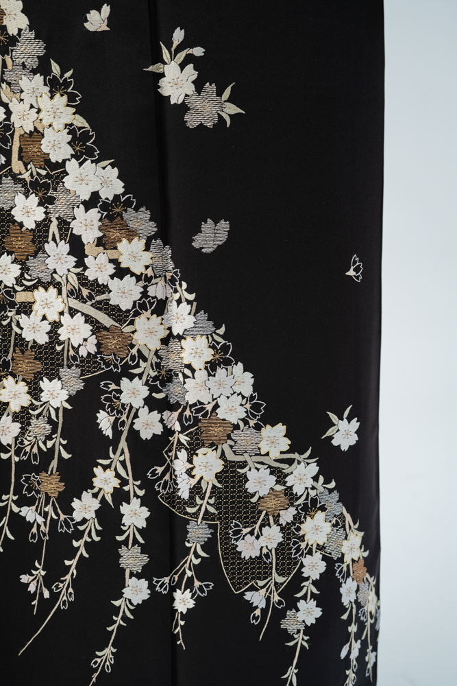 高級訪問着レンタル】h-423 黒地・粋 MLサイズ 桜｜KIMONO-PRO