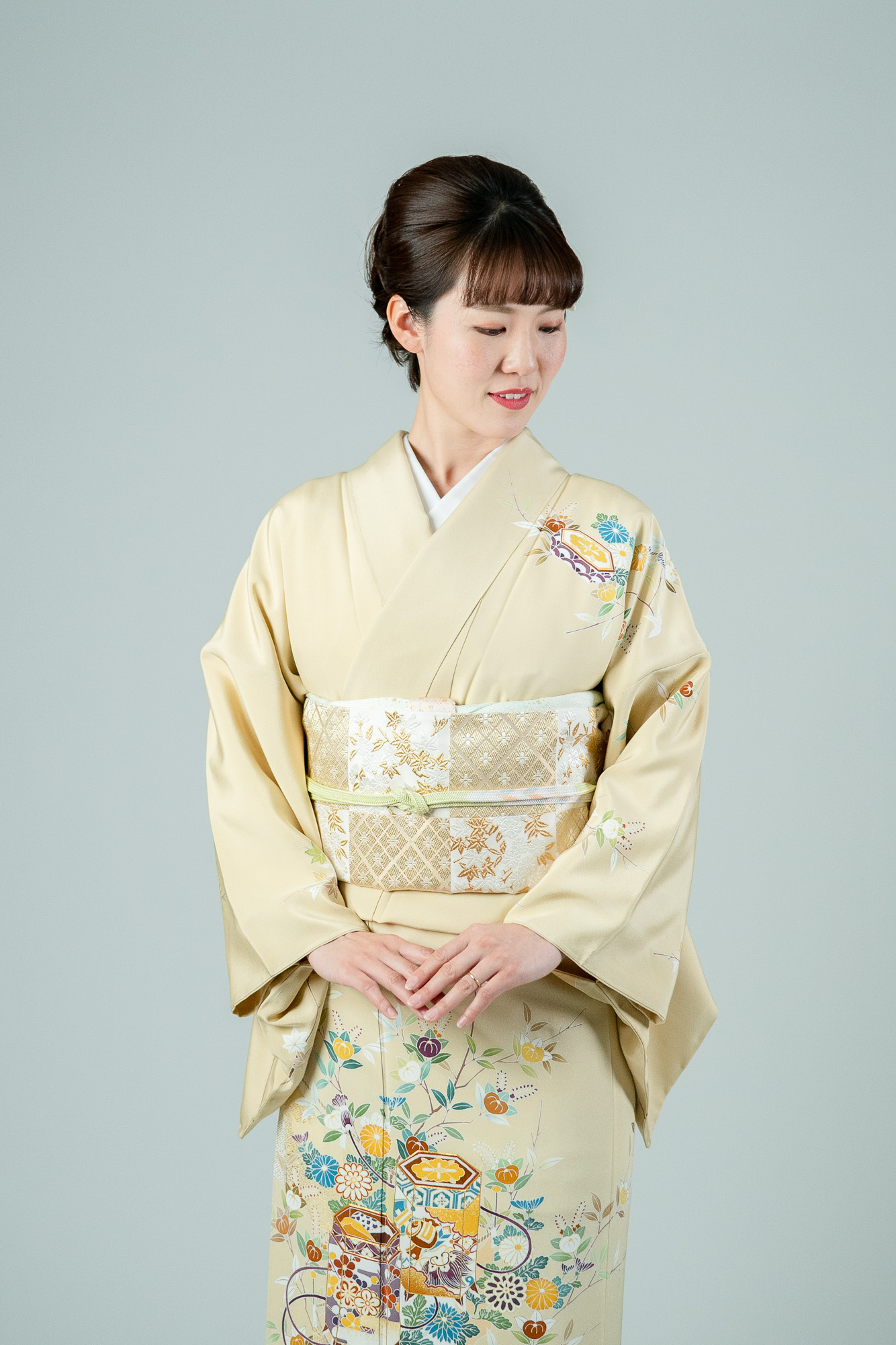 高級訪問着レンタル】濃いベージュ系 菱健謹製 貝桶柄 Lサイズ 品番：h