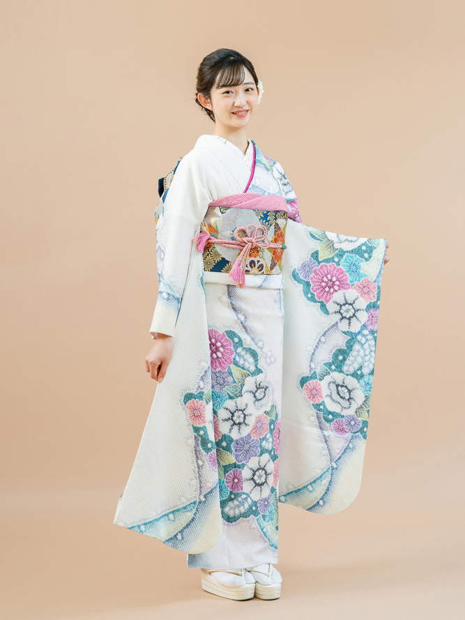 緑から選ぶ振袖レンタル｜KIMONO-PRO｜京都の着物レンタル＆きものサロン