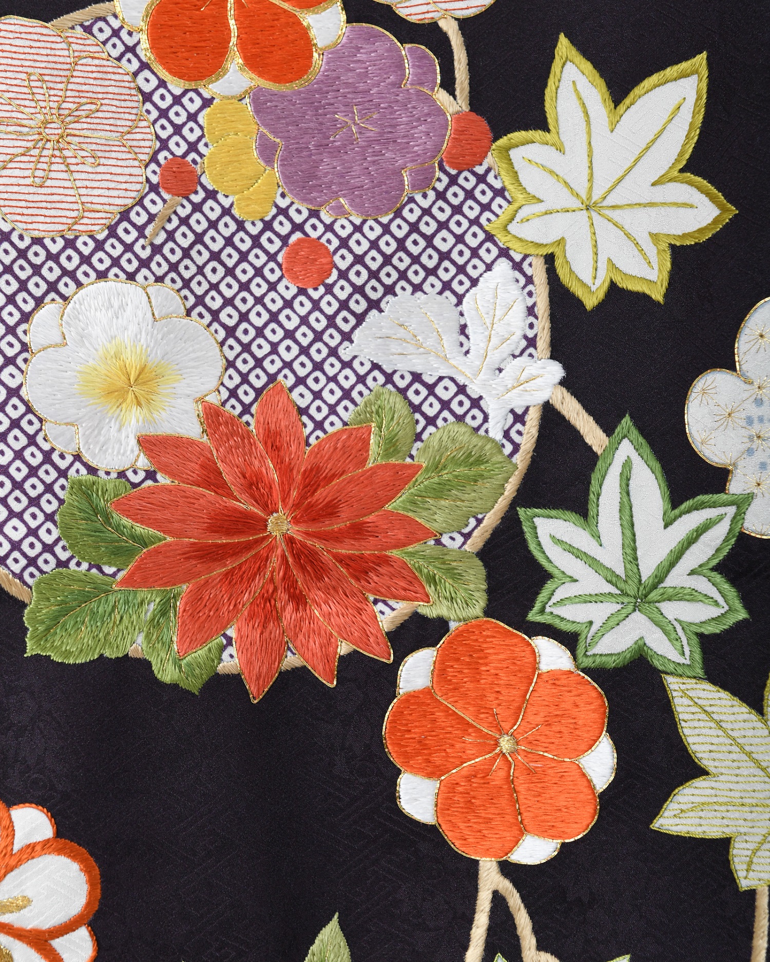 刺繍の高級振袖レンタル】＜来店着付けの方専用＞ 藤娘きぬたや