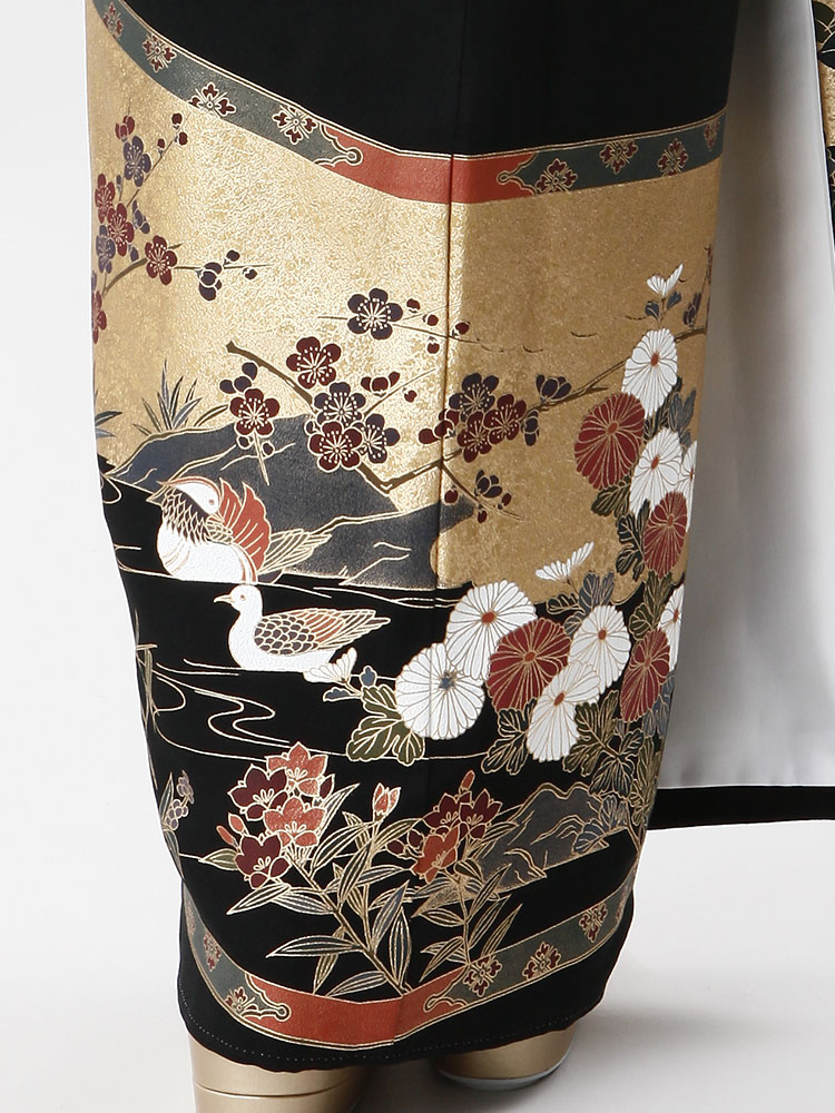 梅乃【123】正絹　黒留袖　フルセット　屏風絵　四季花　花器　金　作家 梅乃【123】正絹 黒留袖 フルセット 屏風絵 四季花 花器 金 作家